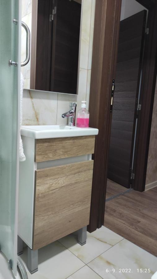 Centar_Park Apartamento Arandjelovac Exterior foto