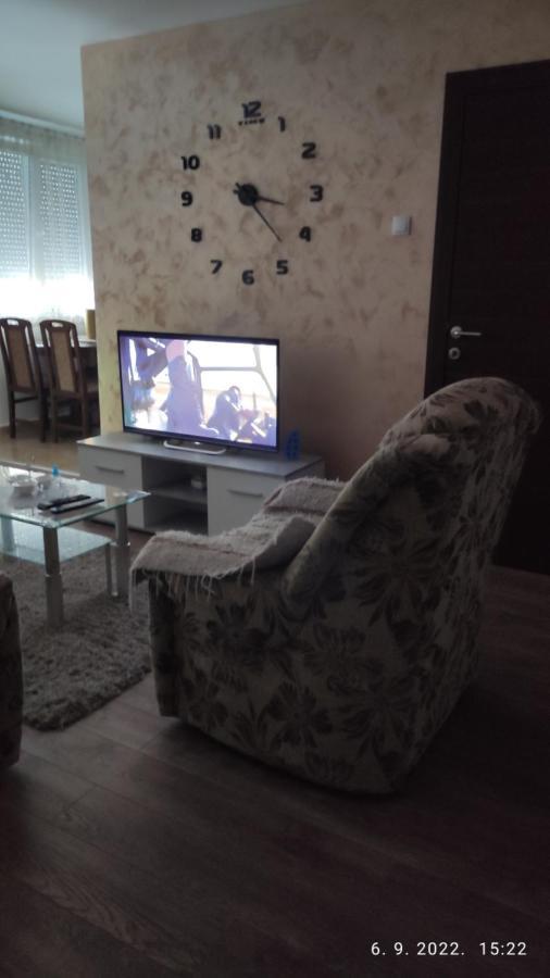 Centar_Park Apartamento Arandjelovac Exterior foto