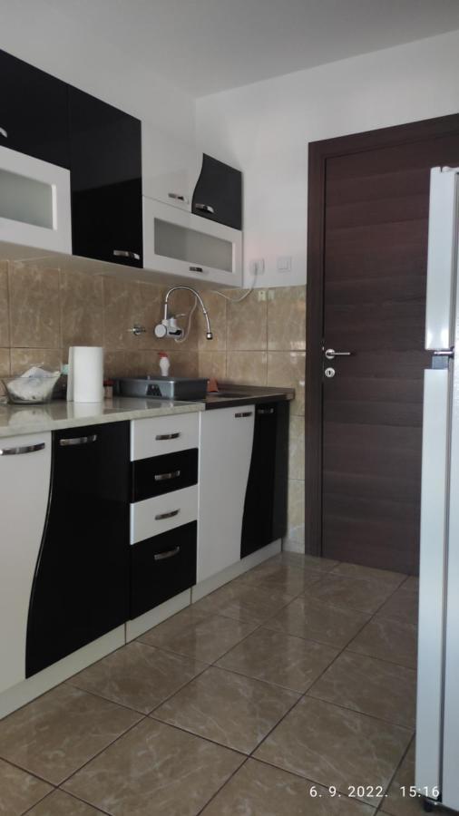 Centar_Park Apartamento Arandjelovac Exterior foto