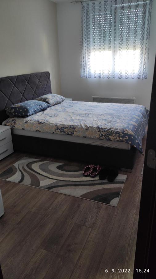 Centar_Park Apartamento Arandjelovac Exterior foto