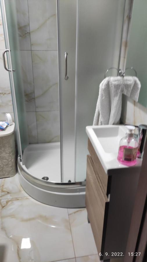 Centar_Park Apartamento Arandjelovac Exterior foto